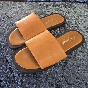 Free People Tan Leather Slide Sandals Sz EU40-US 9